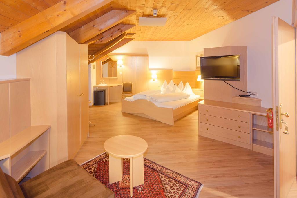 Goldenes Roessl Hotel